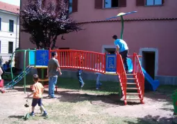 Nuovi giochi nel parco