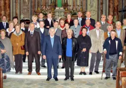 Alcuni soci Avis all'interno della chiesa dei Cappuccini, dove hanno assistito alla Messa domenica scorsa in occasione della festa sociale annuale