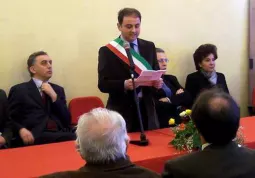 Il presidente Falco alla destra del sindaco Gosso durante l'inauguarazione del Palazzo della Musica di Busca, il 28 gennaio scorso