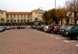 Piazza Fratelli Mariano