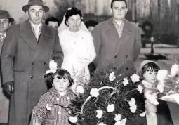 Tre coppie buschesi che si sono sposate nel 1948 festeggiano quest'anno le Nozze di diamante (Foto di repertorio)