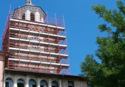 La cella campanaria con i suoi colori originali