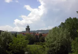 Ultime nubi sul cielo di Busca prima dell'arrivo dell'estate? Intanto giovedì si celebra il Solstizio con il concerto dell'orchestra e del coro dell'istituto Vivaldi